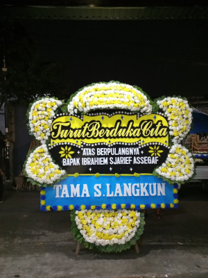 Papan Bunga Duka di Sungai Putri